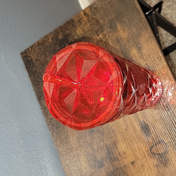 🆕️Starbucks 2023 Poinsettia Red Prism Cold Cup (24 oz) Venti 45 - Picture 4 of 5